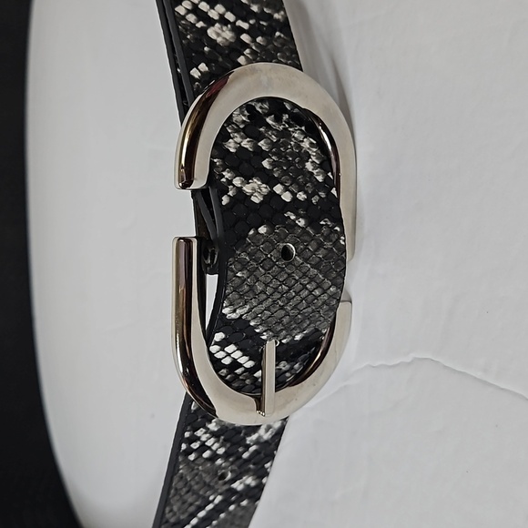 IP Blue Snake  Print sz S Black White Gray Pre-owned - Picture 2 of 8